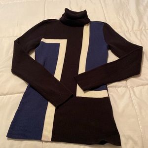 Elegant sweater SP